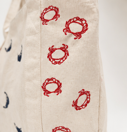 The Jetty Carryall - Red, White and Blue Crab
